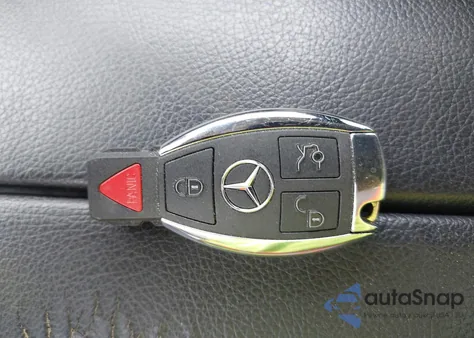 2016 Mercedes-Benz C 300 from USA, damaged, VIN 55SWF4JB3GU166832